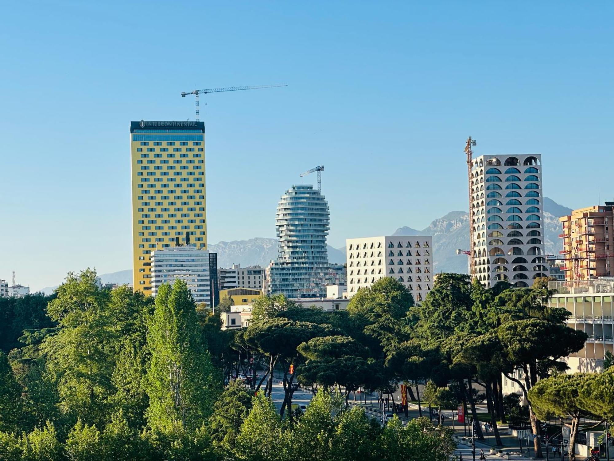 Amo Tower Center Tirana