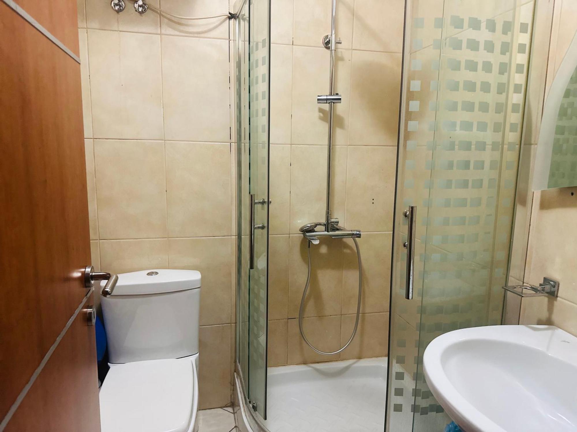 Amo Tower Center Apartment